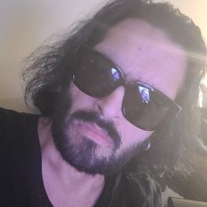 Meet your Posher, Muti